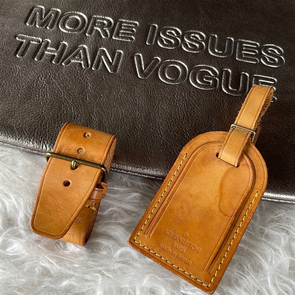 Louis Vuitton Handbags - Louis Vuitton leather luggage tag & belt (poignet) set‎